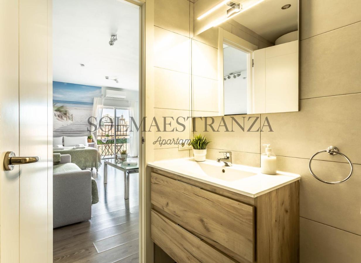 Atarazanas Apartment By Sol Maestranza 马拉加 外观 照片